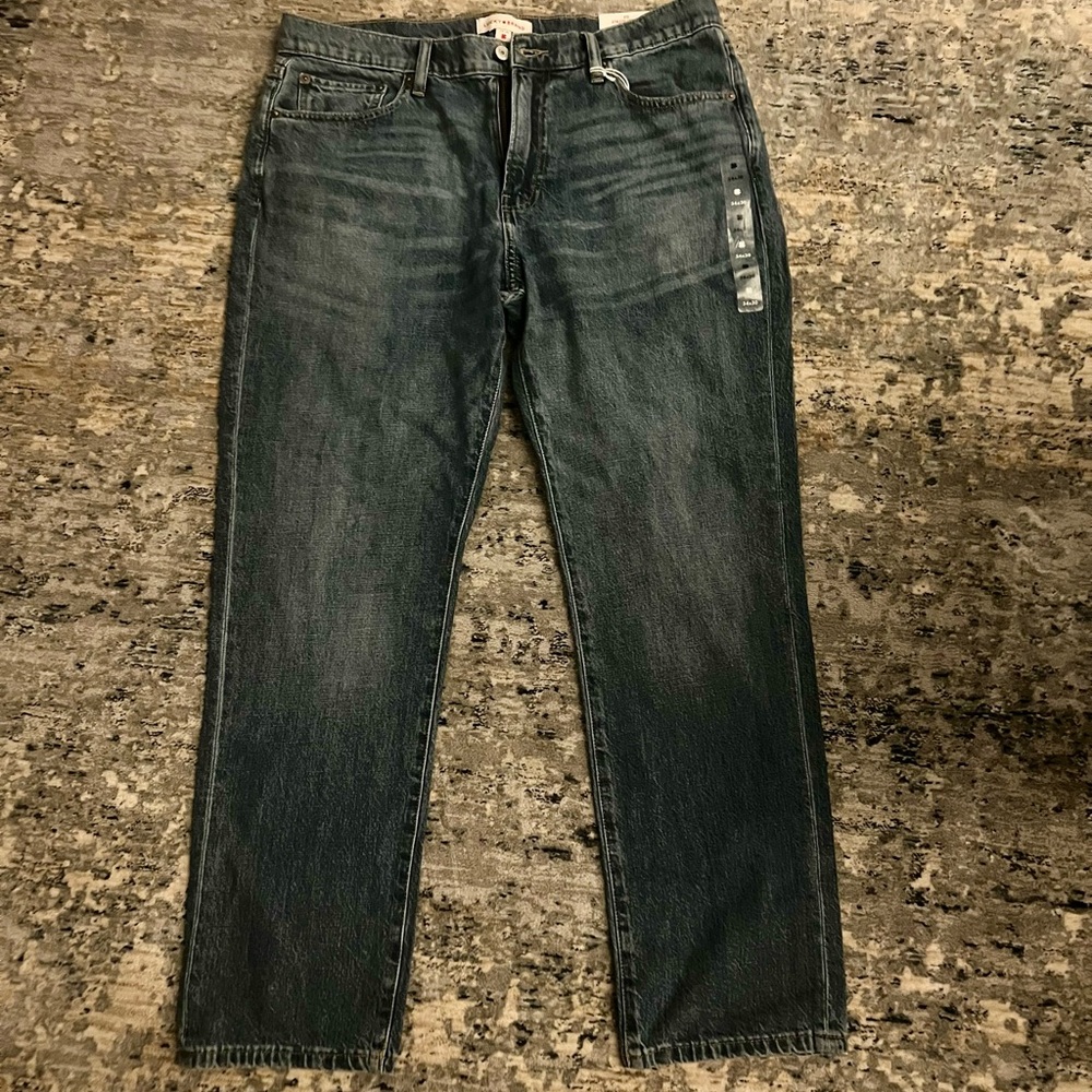 NWT 34x30 Lucky Brand Men's Athletic Straight Jeans